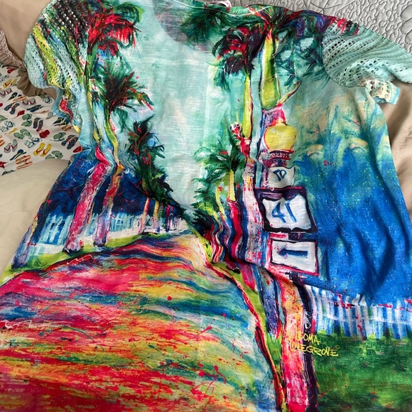 Leoma Lovegrove top depicting historic Route 41. - Picture 2 of 5